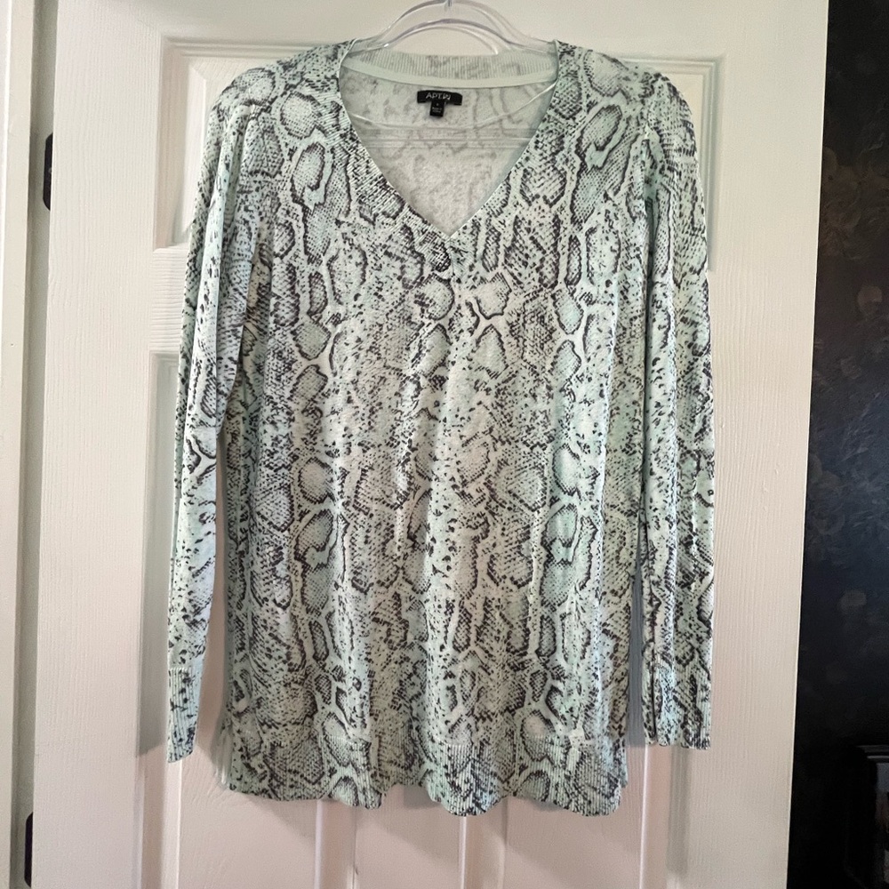 Apt. 9 Green Snake Print V-Neck Blouse